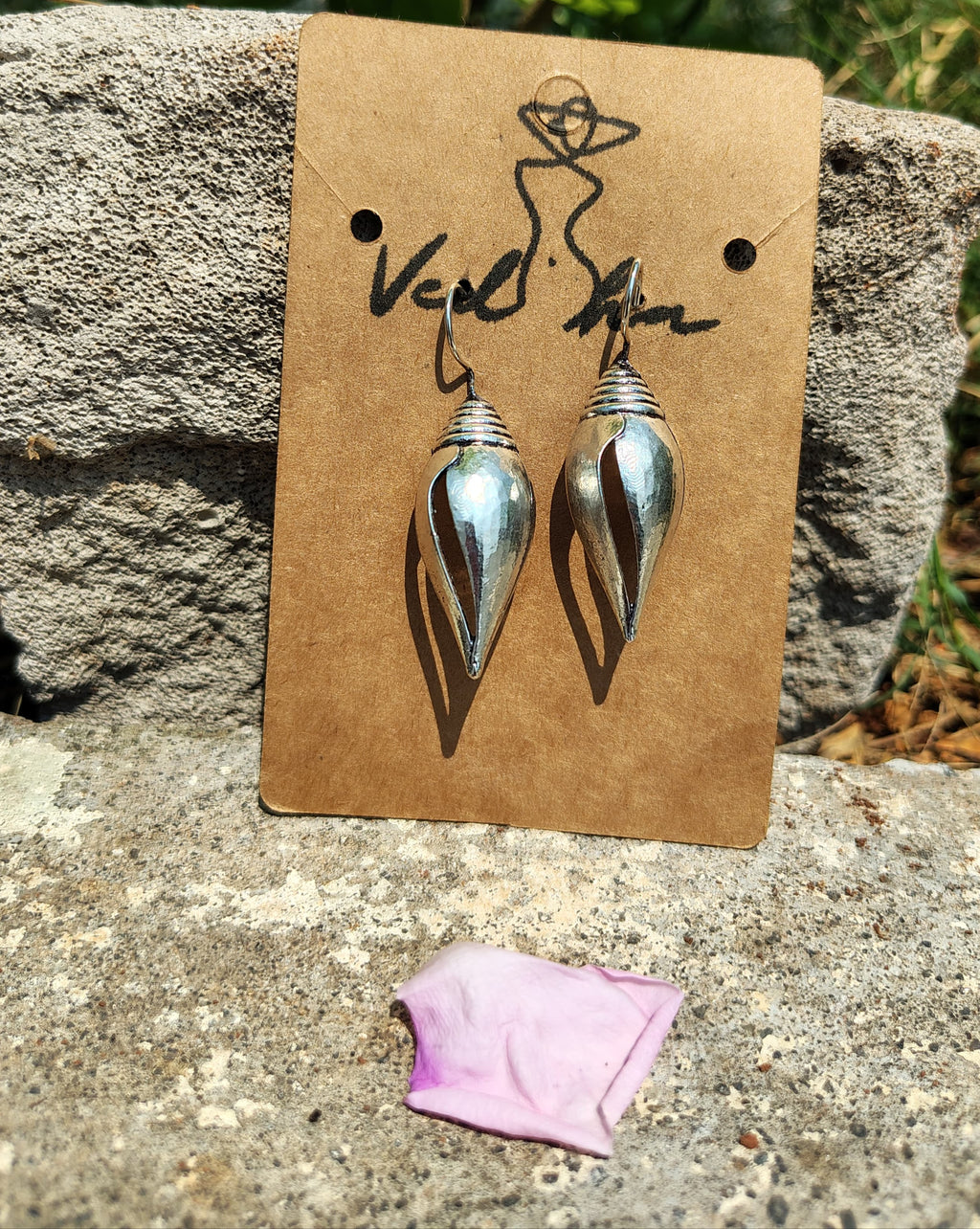 Shell design Oxidized Hook earrings