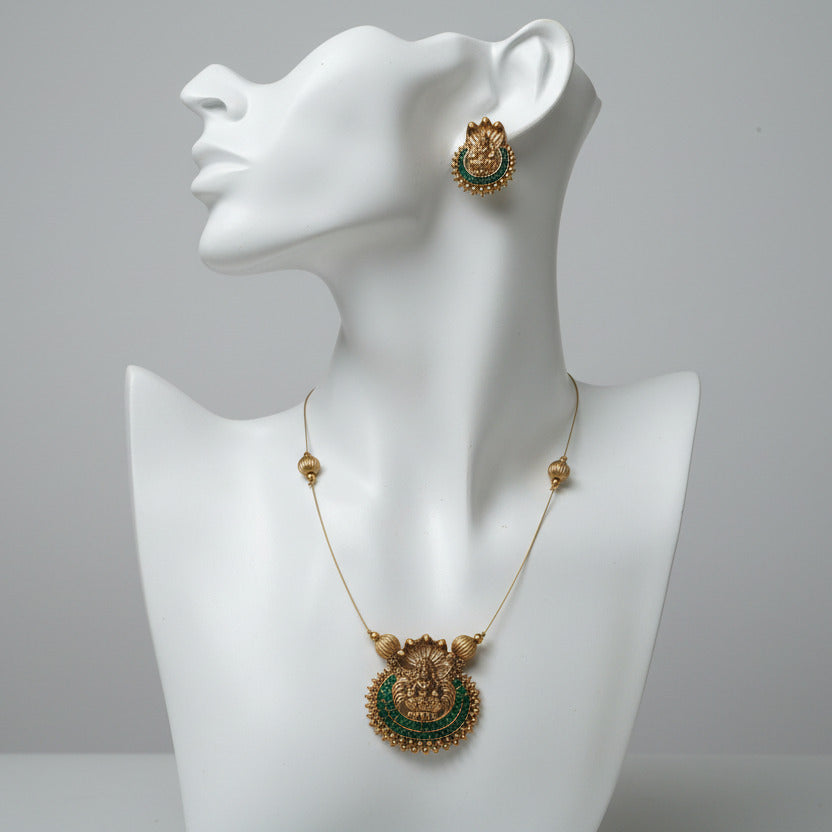 Lakshmi invisible set