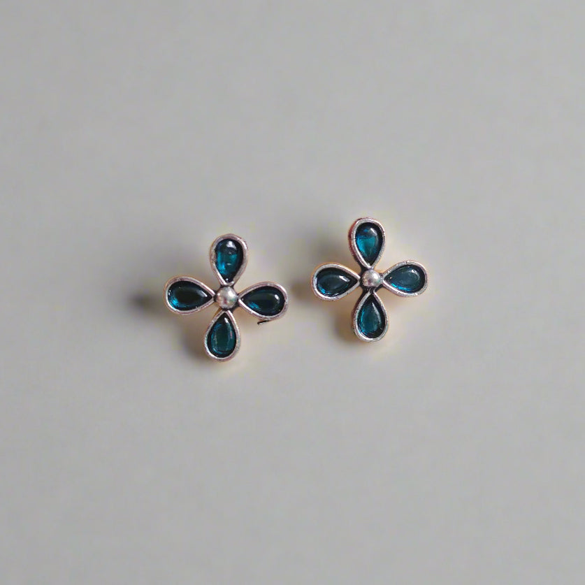 Flower silver studs