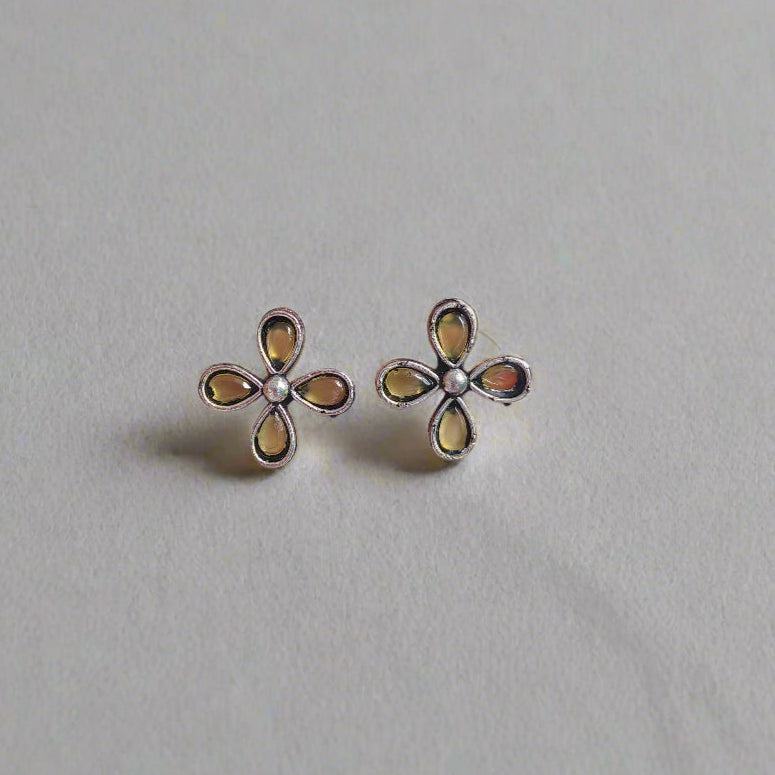 Flower silver studs