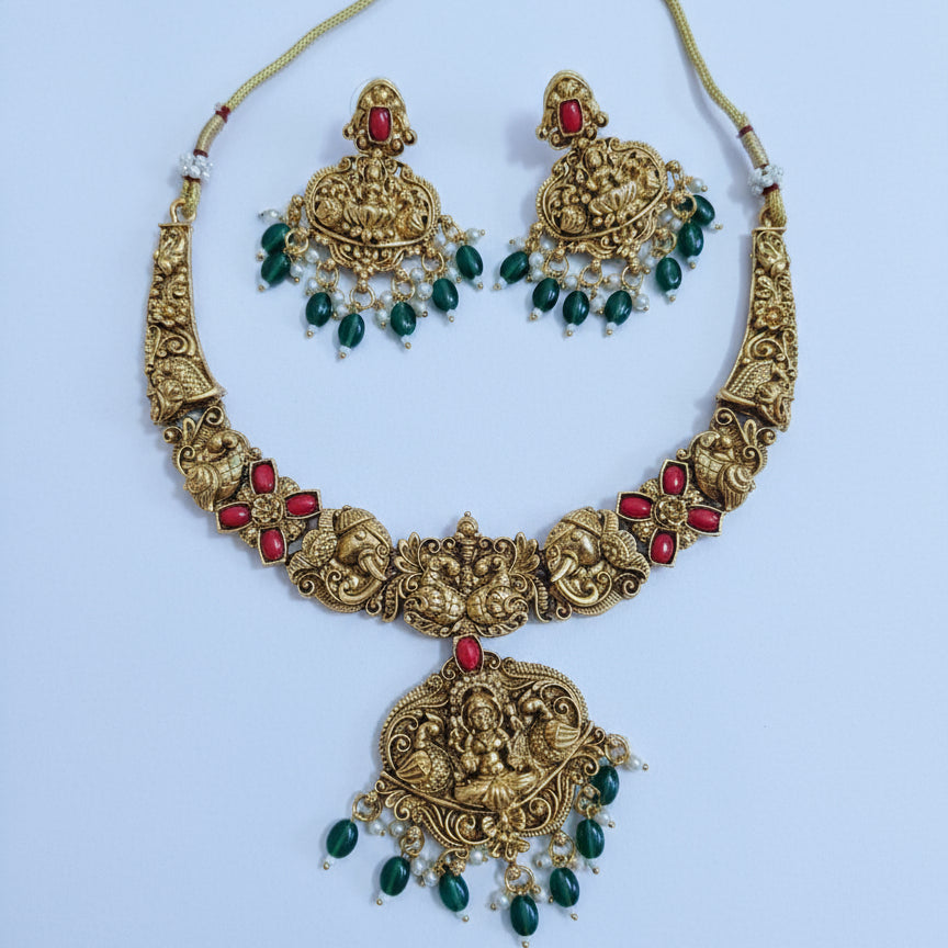 Heavy Coral Lakshmi set