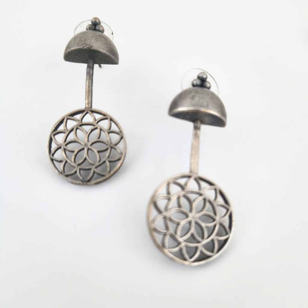 Umbrella design brass stud