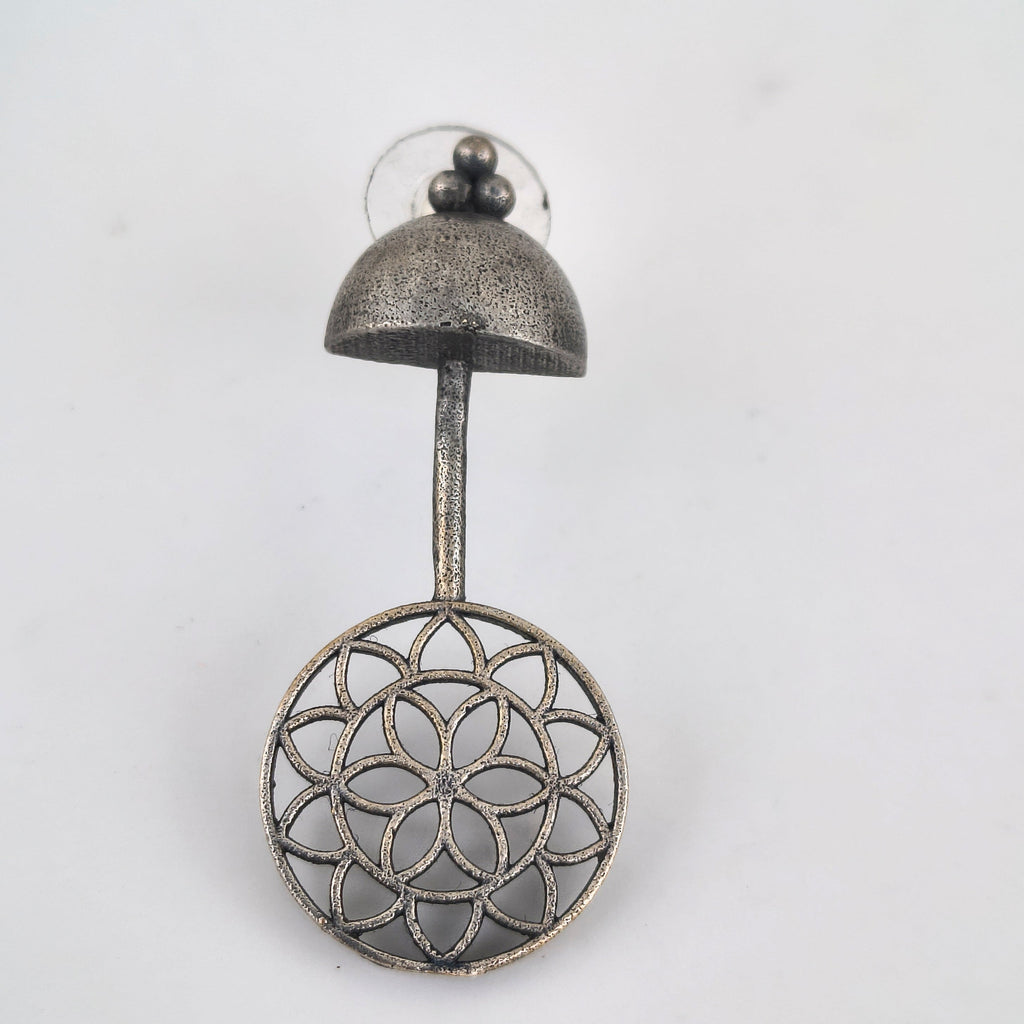 Umbrella design brass stud