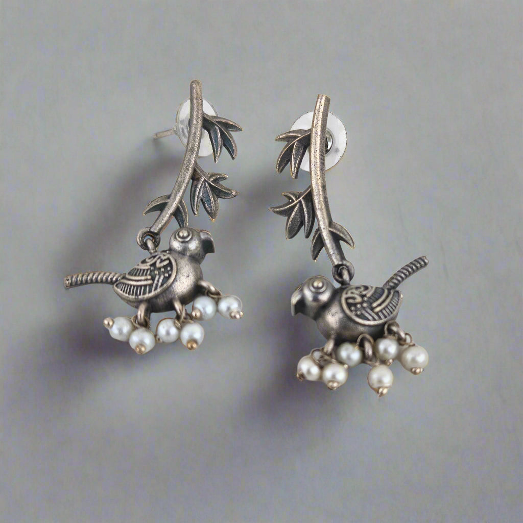 Bird hanging pearl drop earrings