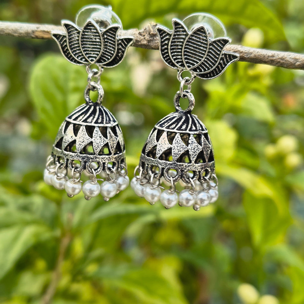 Lotus oxidized silver jumkas
