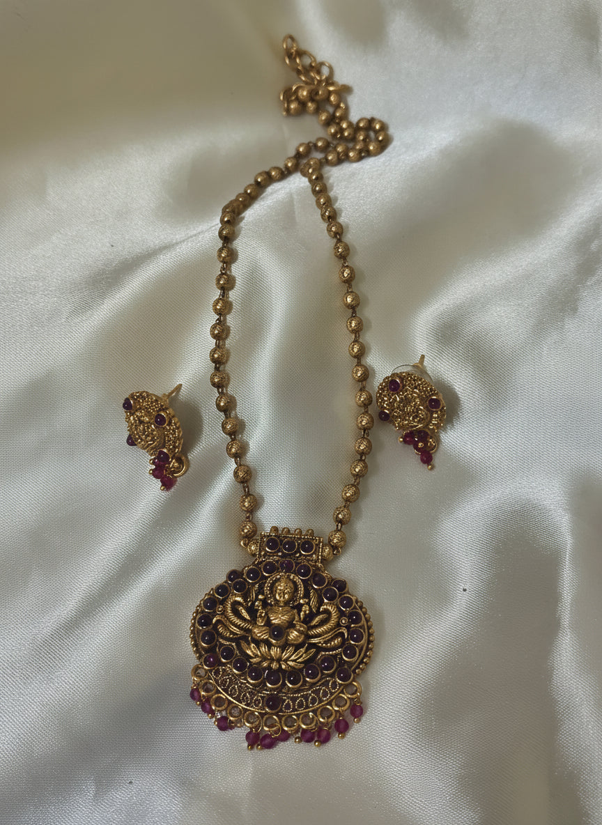 Ruby Lakshmi Short Haram