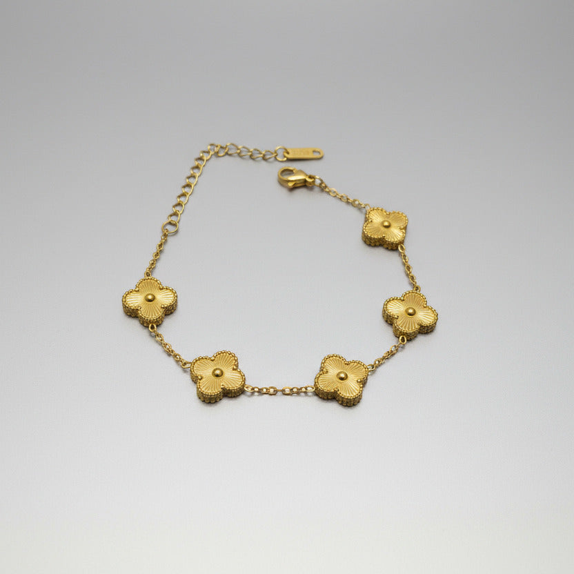 Clover bracelet