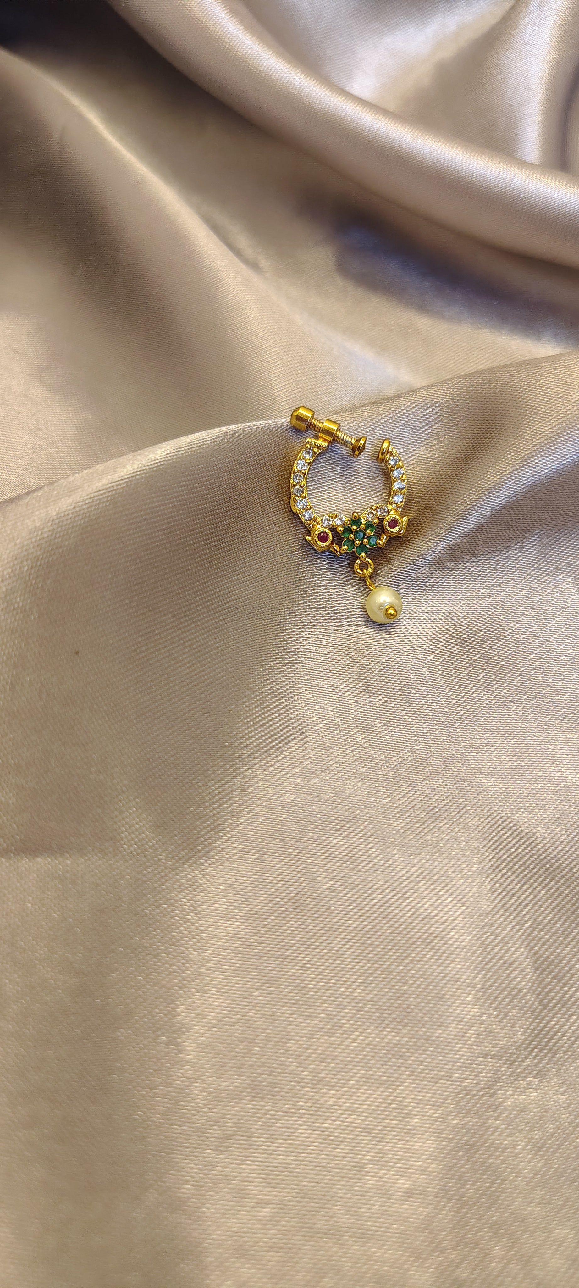 RASHA Clip On Nosepin