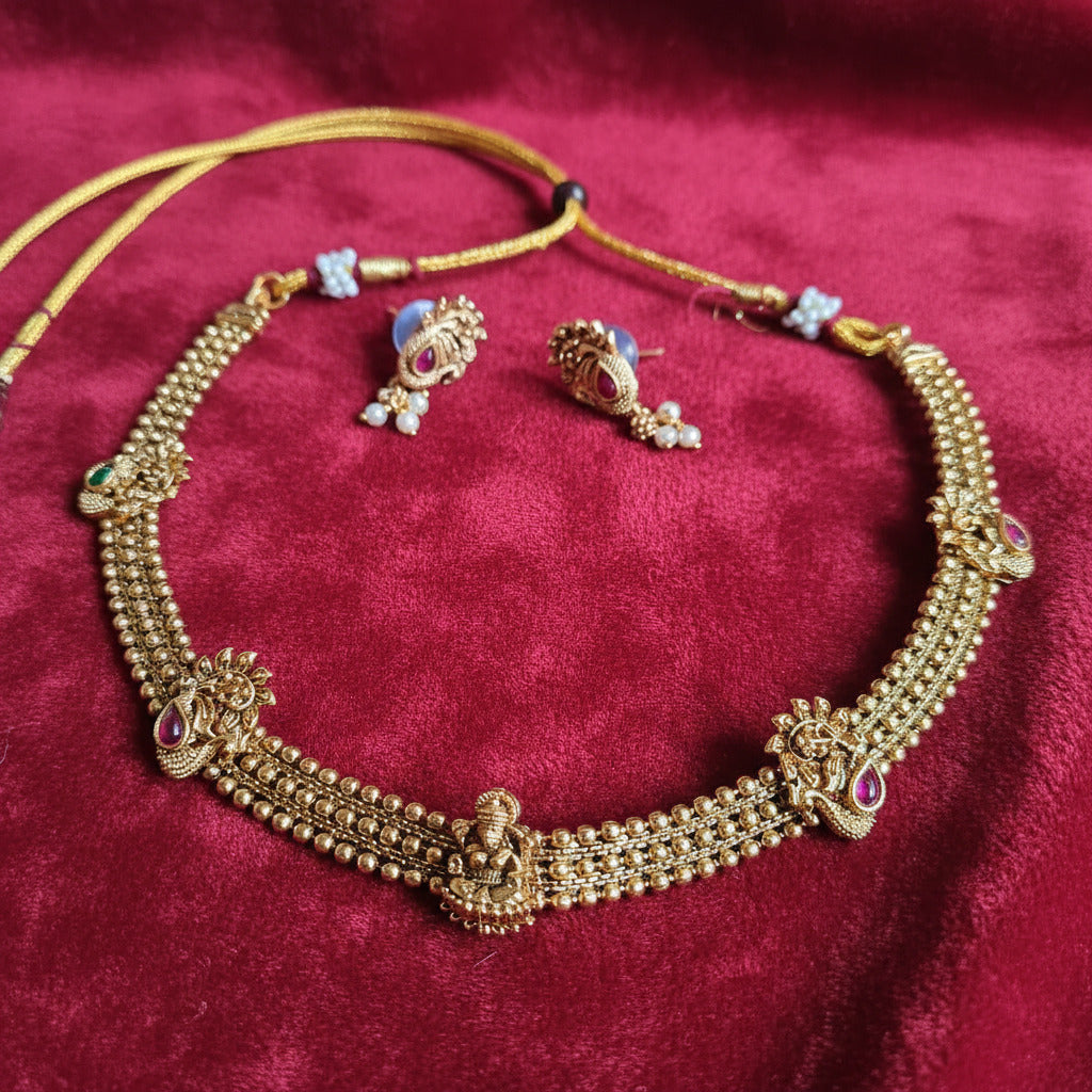 Lakshmi choker set