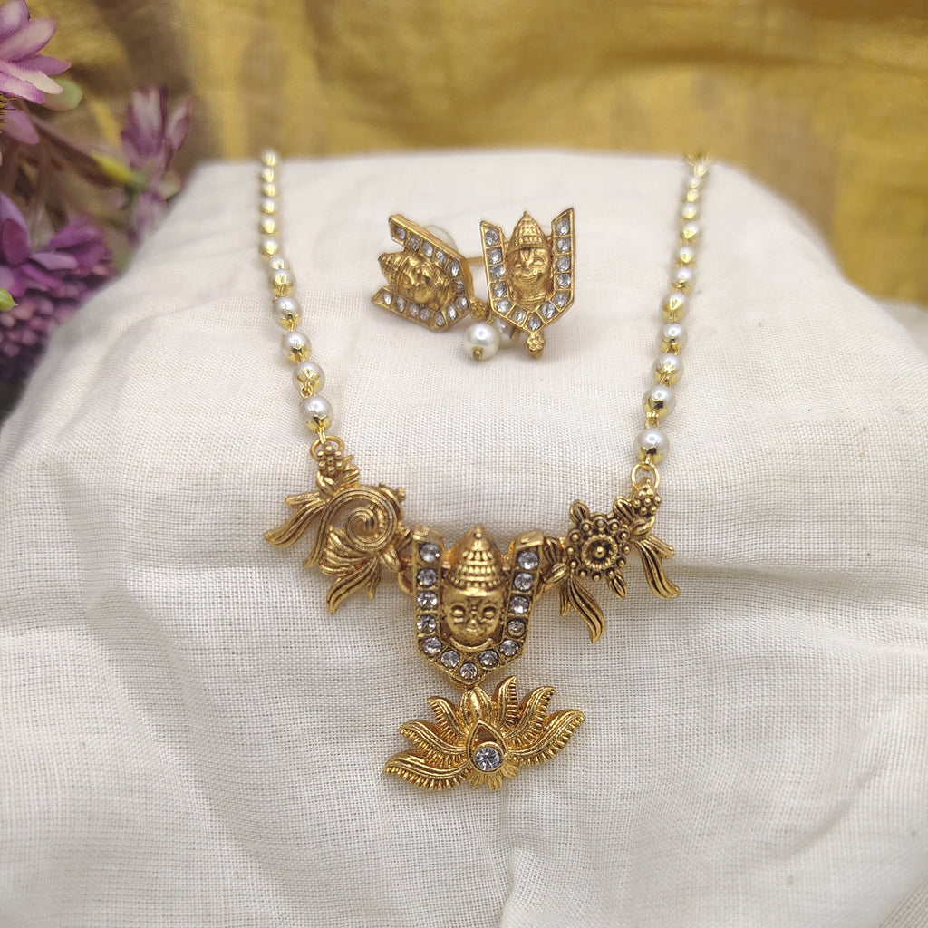 Balaji PearlNecklace set