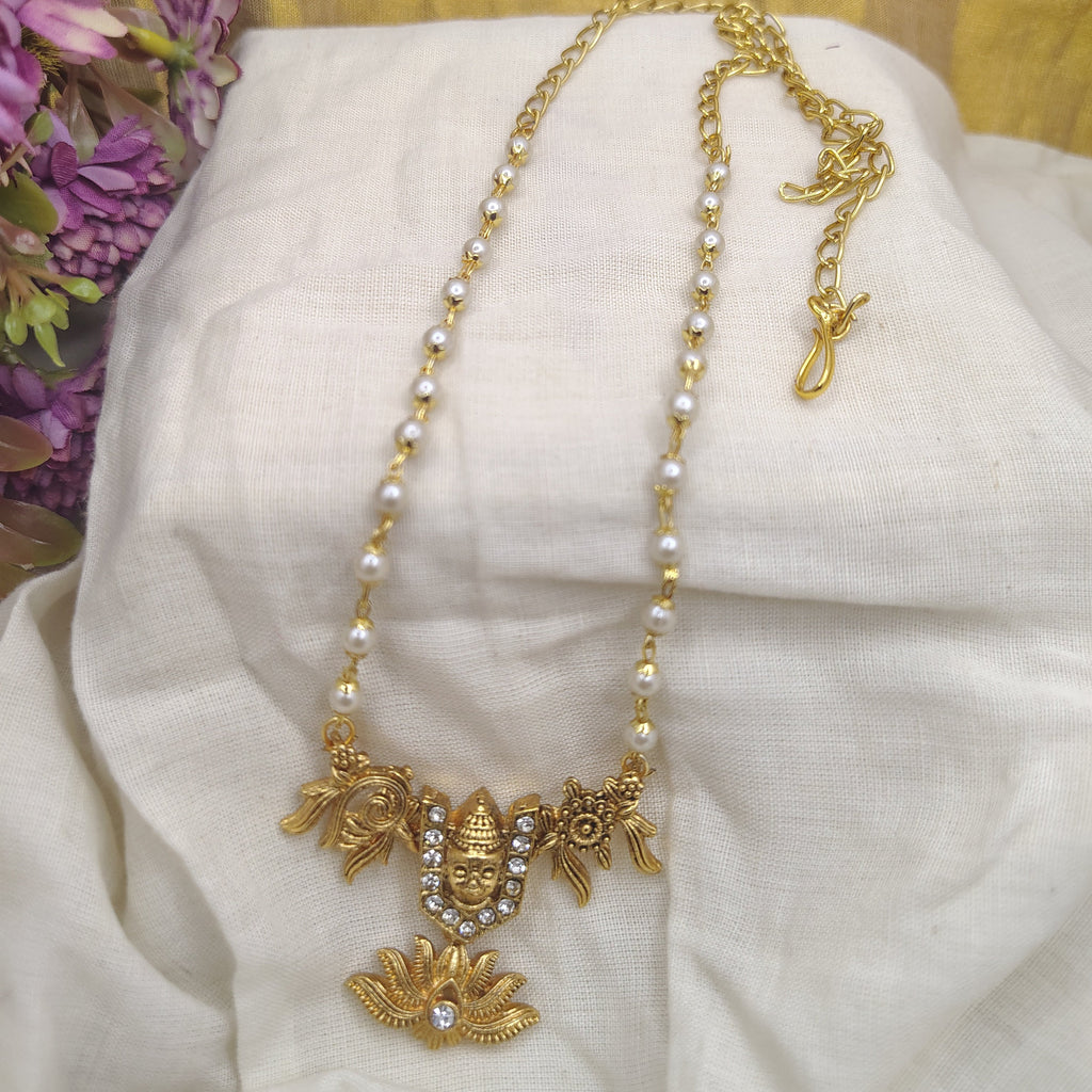Balaji PearlNecklace set