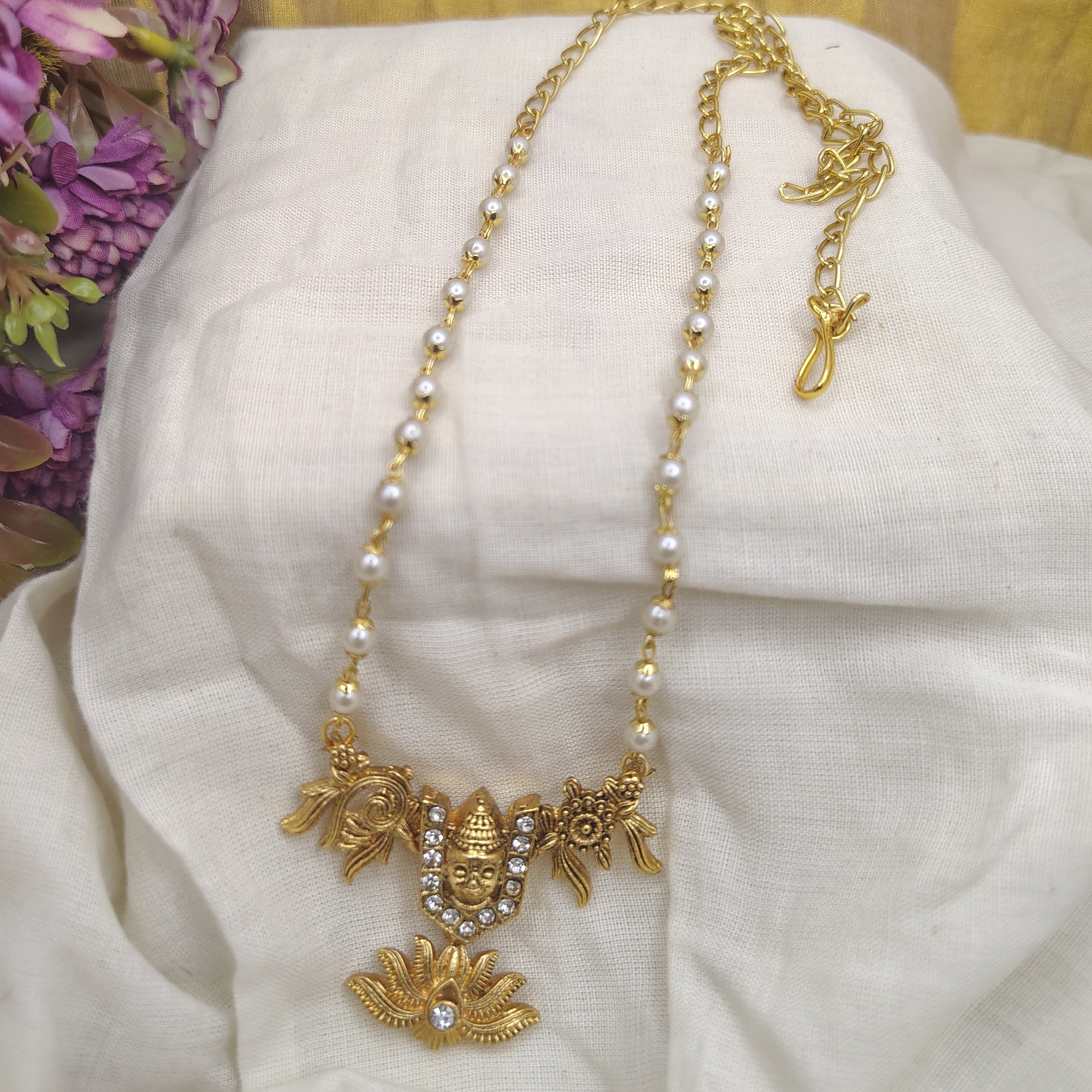 Balaji PearlNecklace set