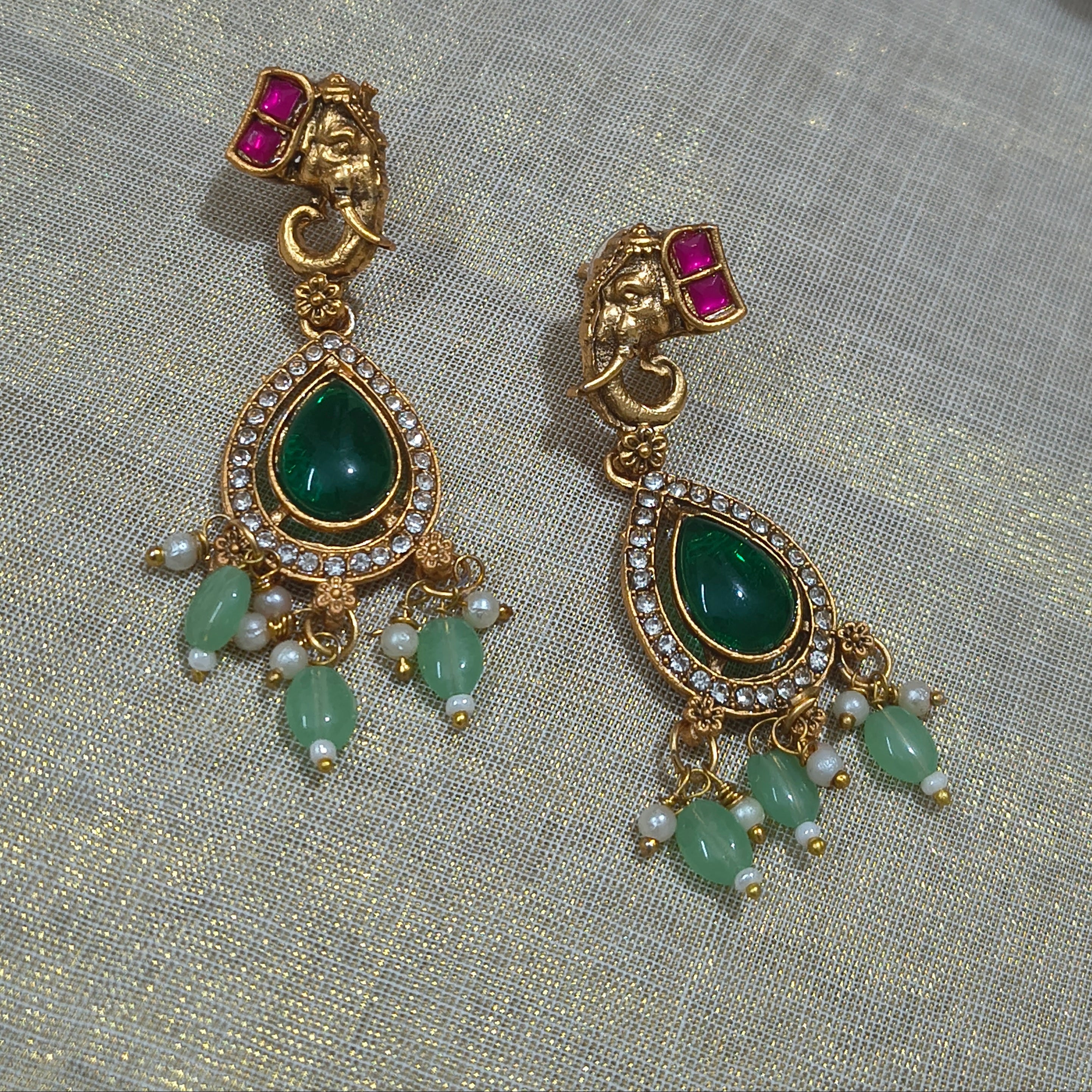 Gajalakshmi Hasli set