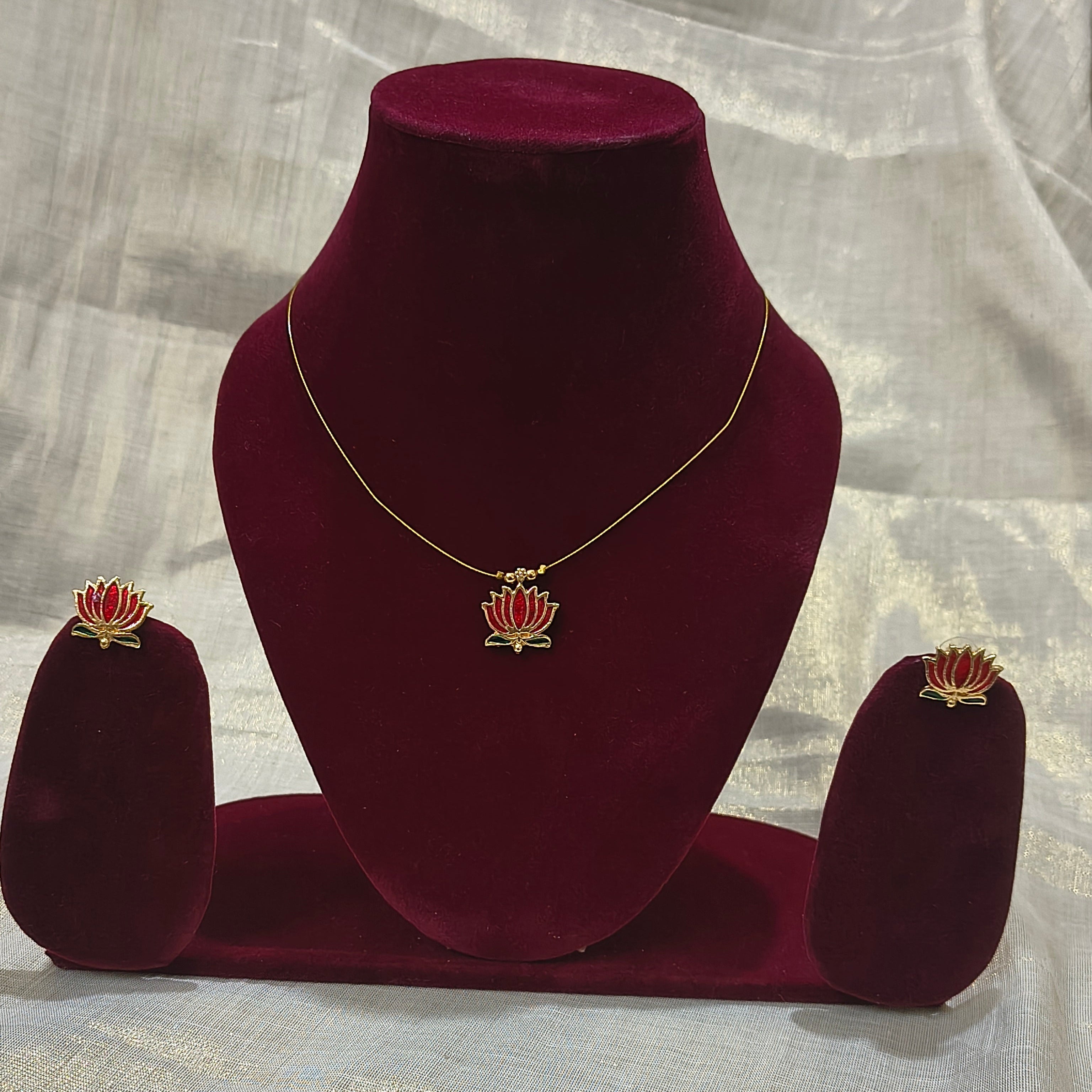 Seetha Lotus invisble set