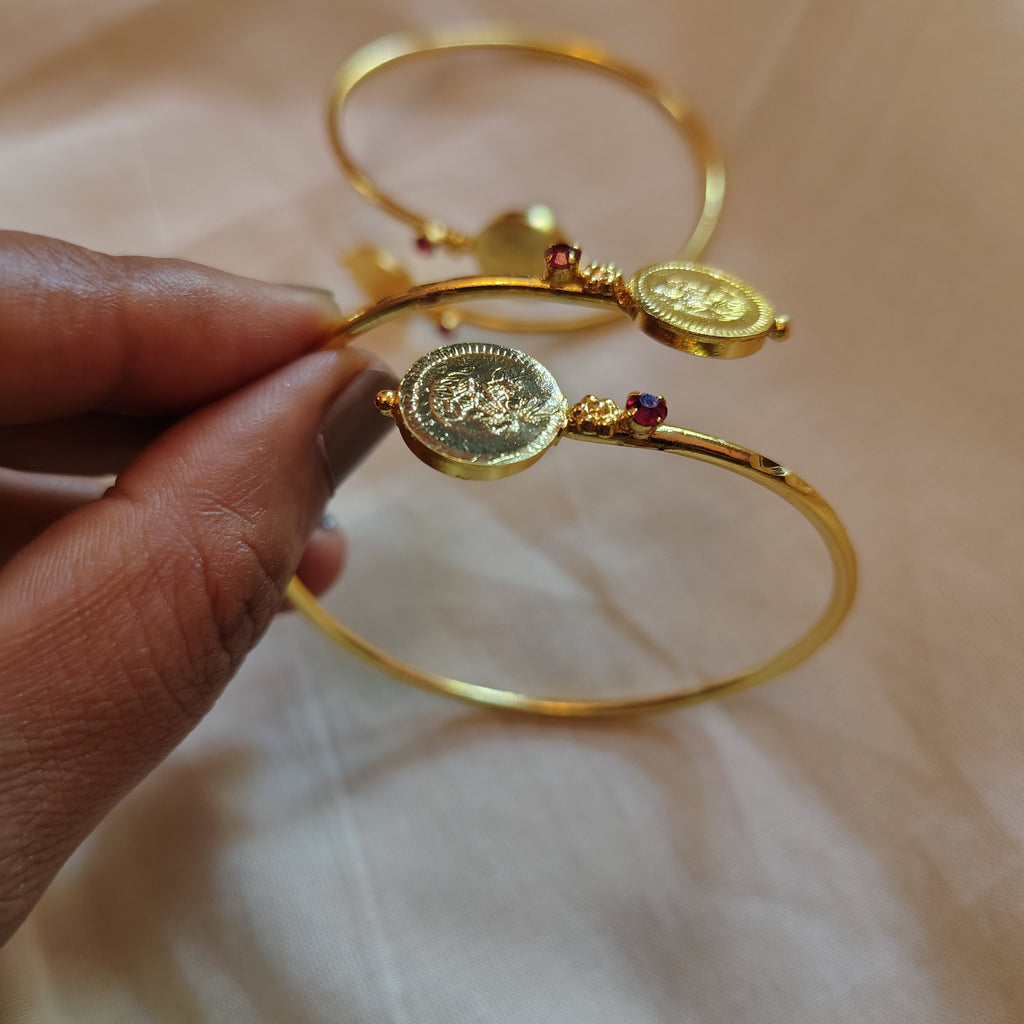 Gold plated Kasu Bangle