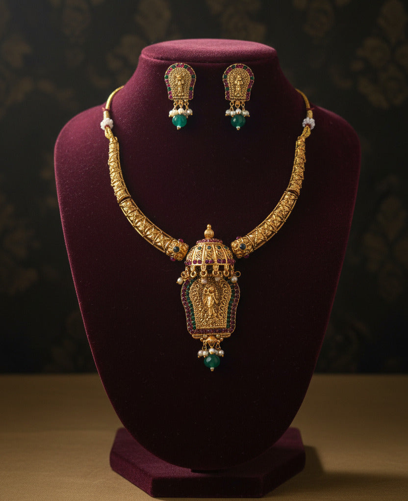 Krishna Thidamb Necklace set