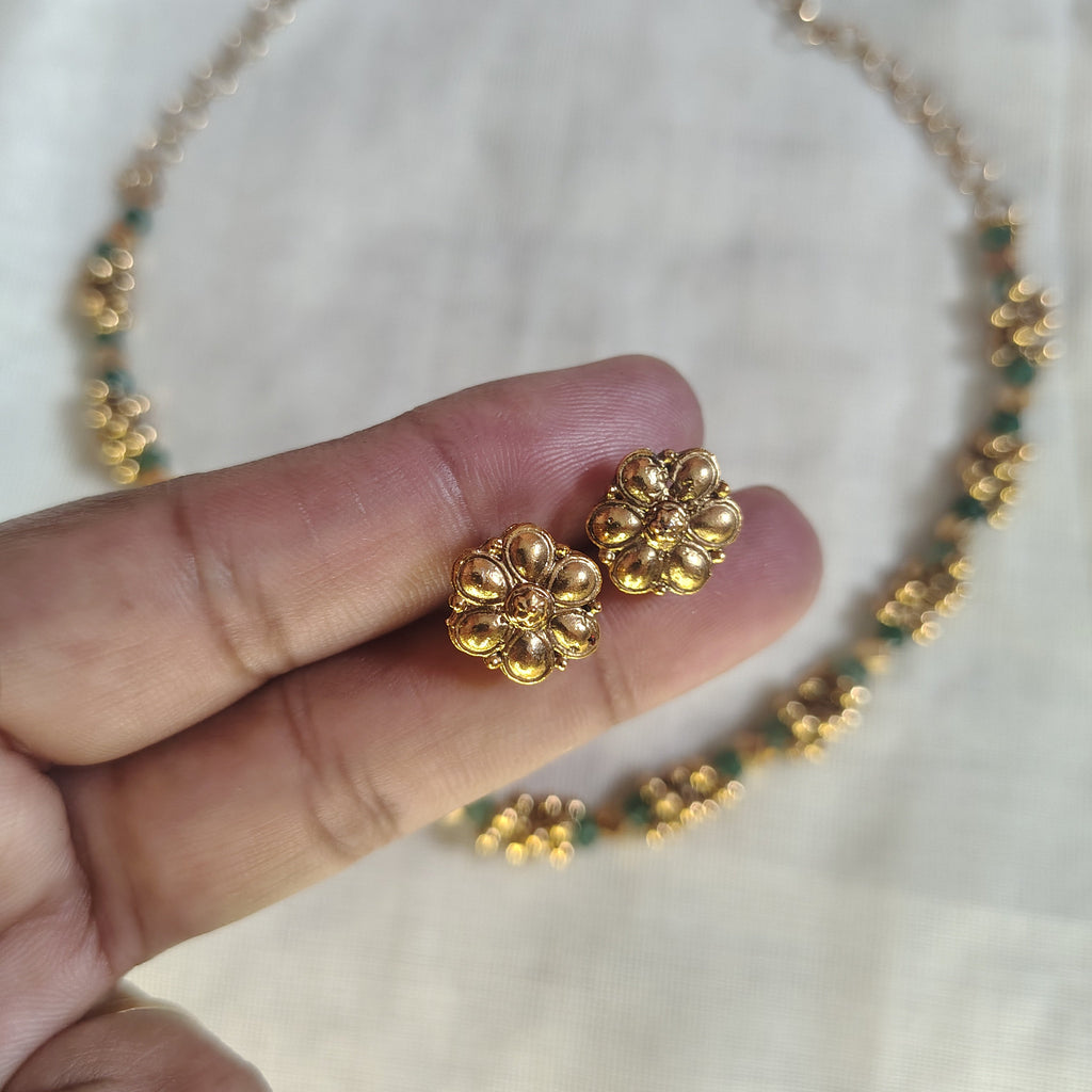 Meera Gunguroo necklace set