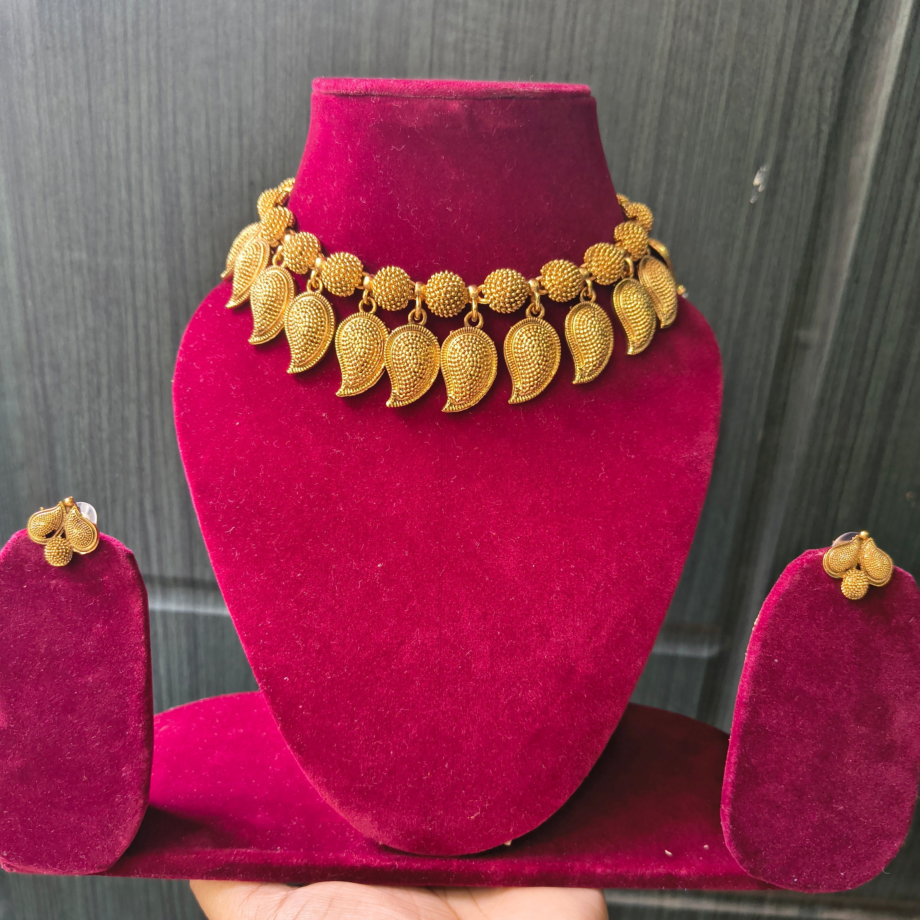 Hema Mango Necklace set