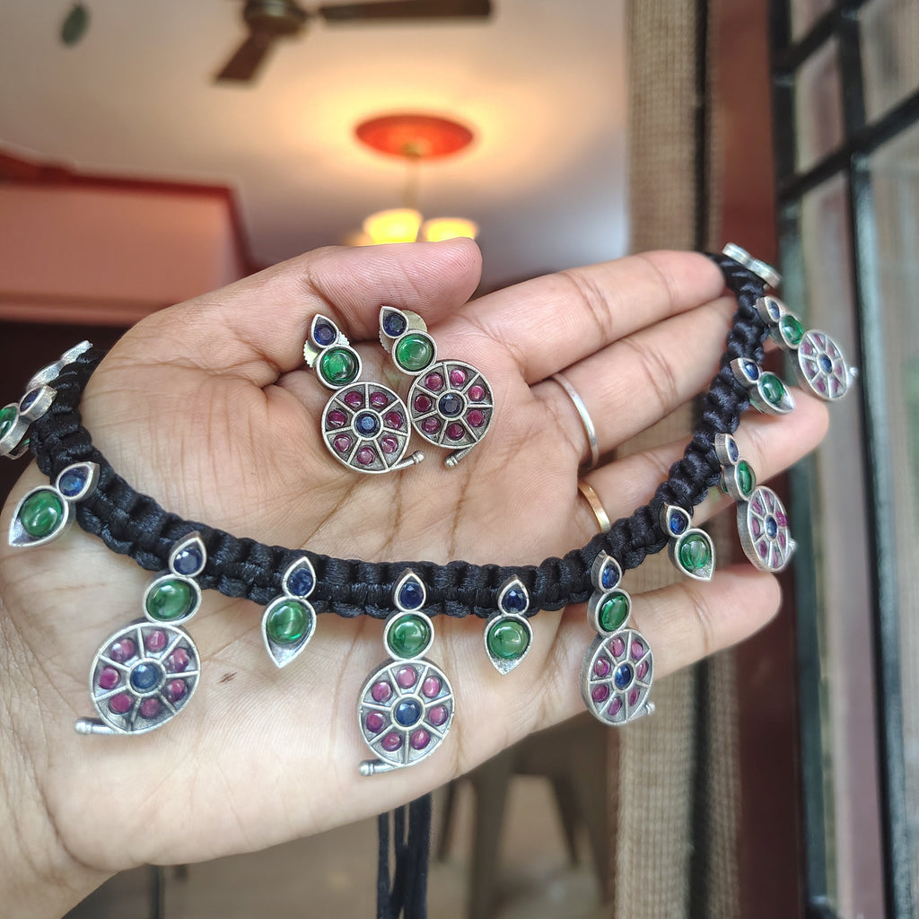 Tharika Black thread necklace set