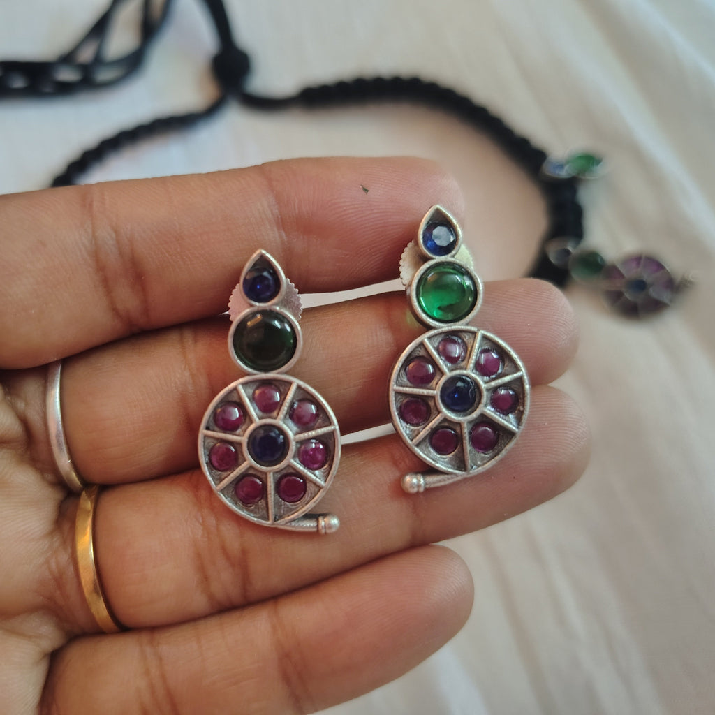 Tharika Black thread necklace set