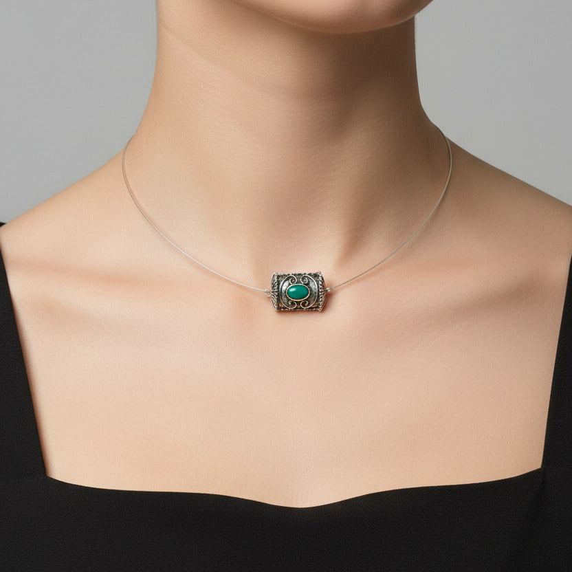 victorian pendant invisible chain