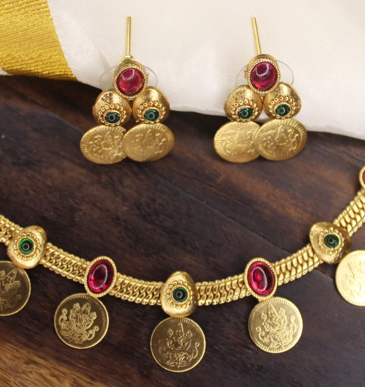 Lakshmi Kasu necklace set